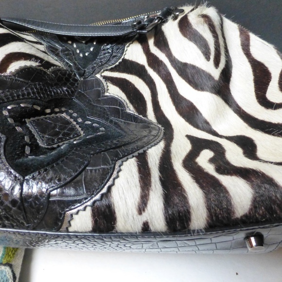 VANESSA ZEBRA PRINT REAL PONY HIDE PURSE - Picture 4 of 11